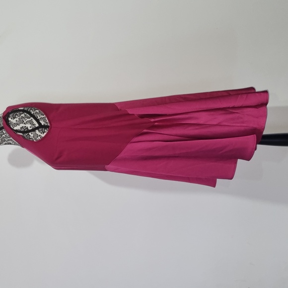 Y-A-S, yasvinchy dress, deep pink, has pockets, capped sleeve BNWOT, size 8 - Picture 7 of 11